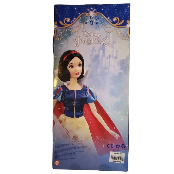 2015 Disney Store - Snow White Classic Doll – 11 1/2'' - Picture 3 of 4